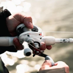 Abu Garcia Veritas Baitcasting Combo -Daiwa Store ABU BAITCAST COMBO VERITAS LIFESTYLE 2021 001