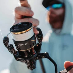 13 Fishing Axum Spinning Reel -Daiwa Store Axum LP 03